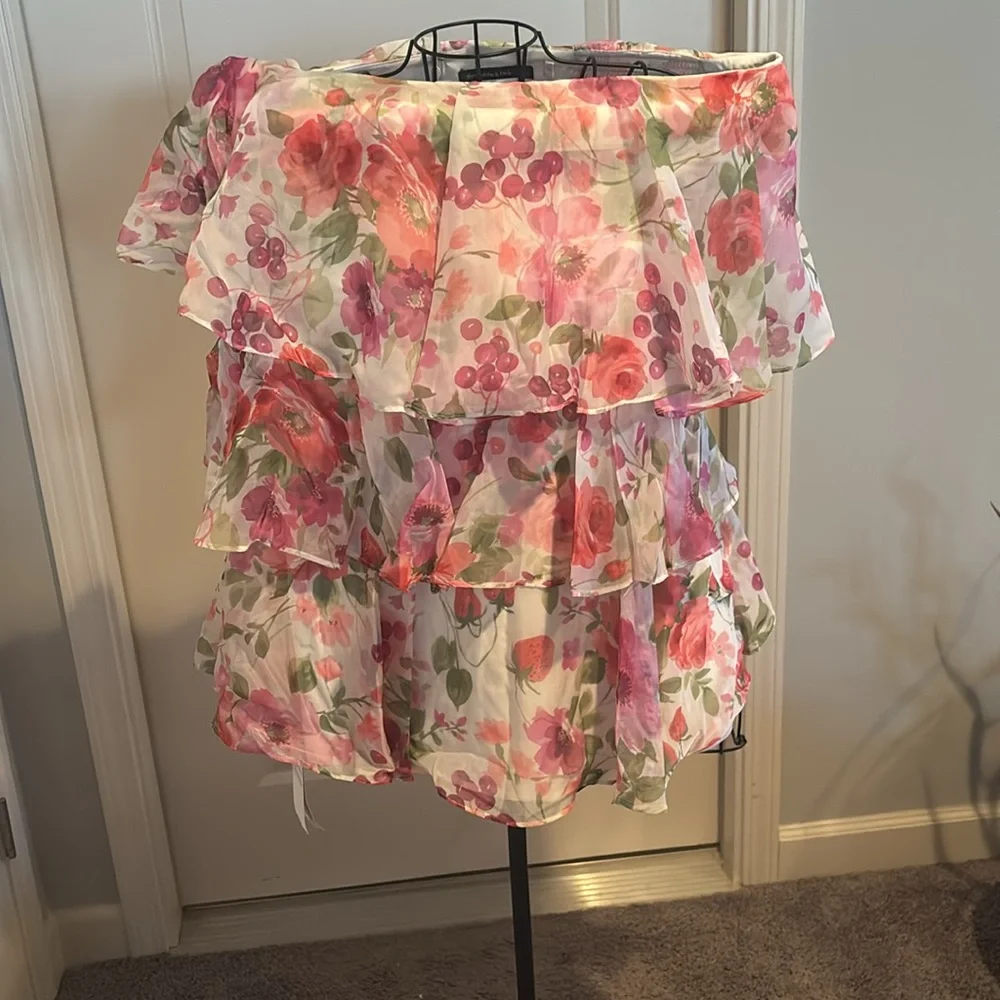 NWT Abercrombie & Fitch organza tiered dress in white floral - Picture 4 of 5